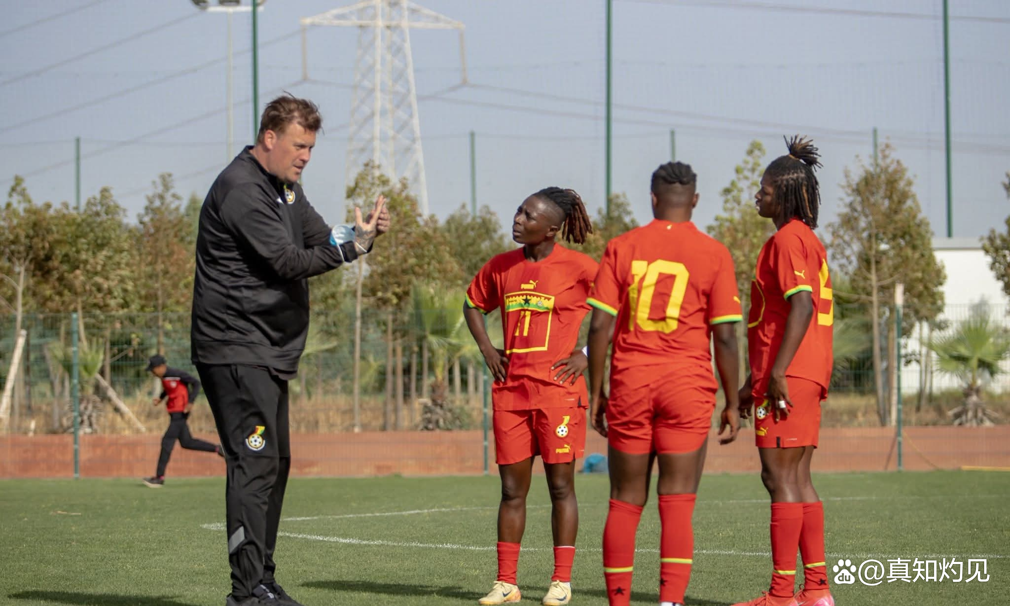 包含非洲女足联赛即将展开新一轮比赛的词条