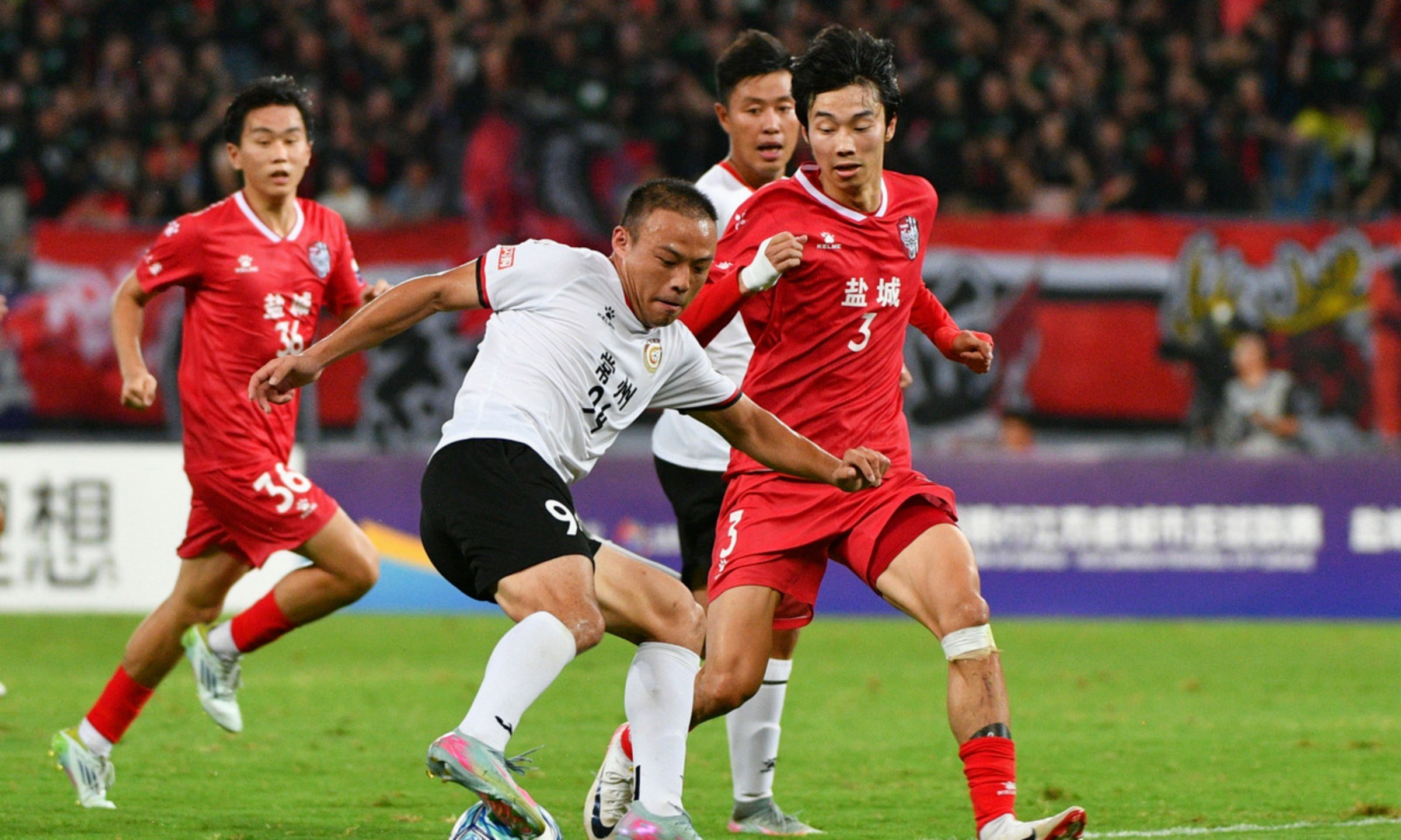 爱游戏官网-包含球队心态失衡遭遇连败，救火大任在身的词条