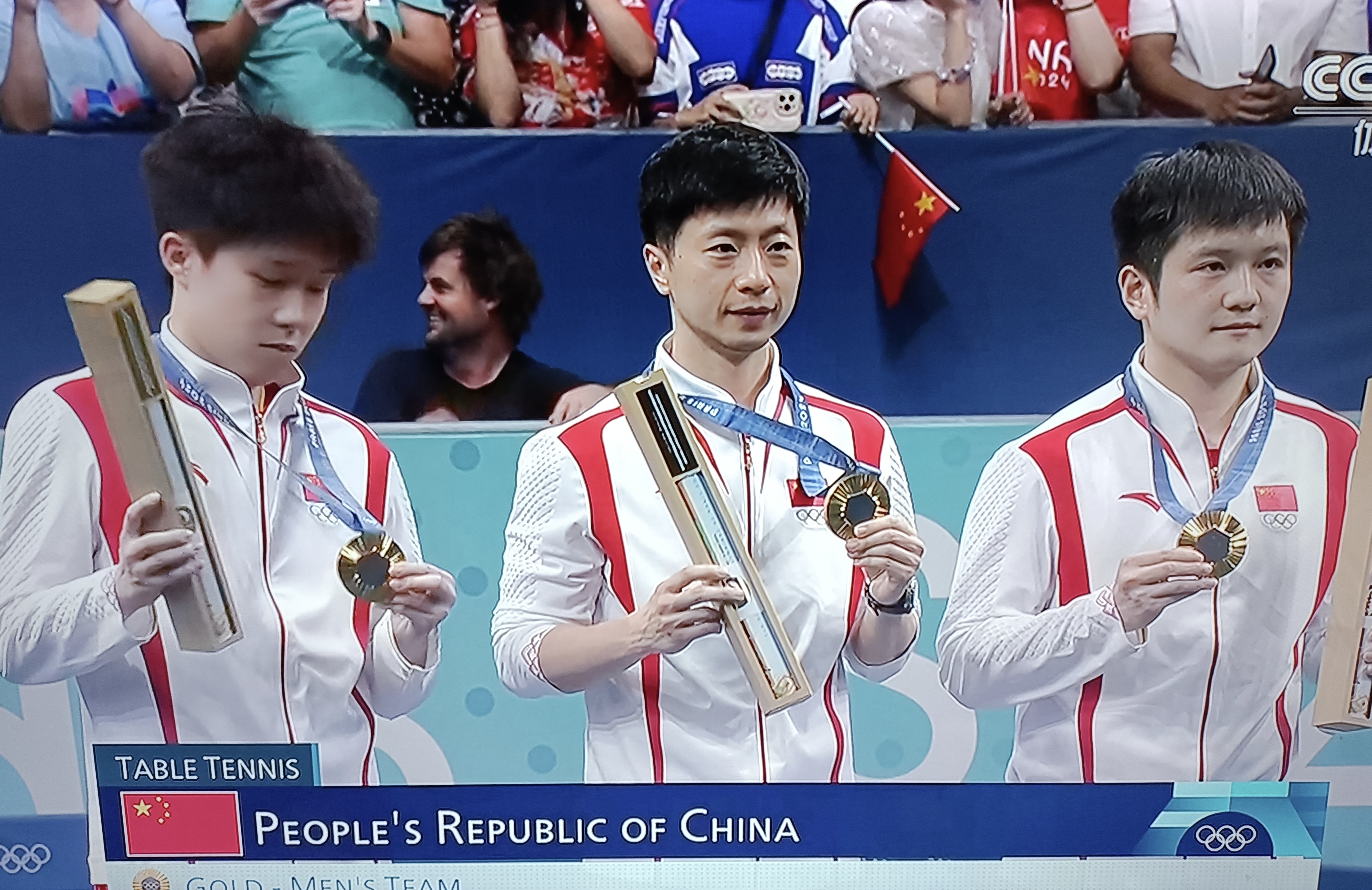 运动员们如何通过团队合作取得胜利