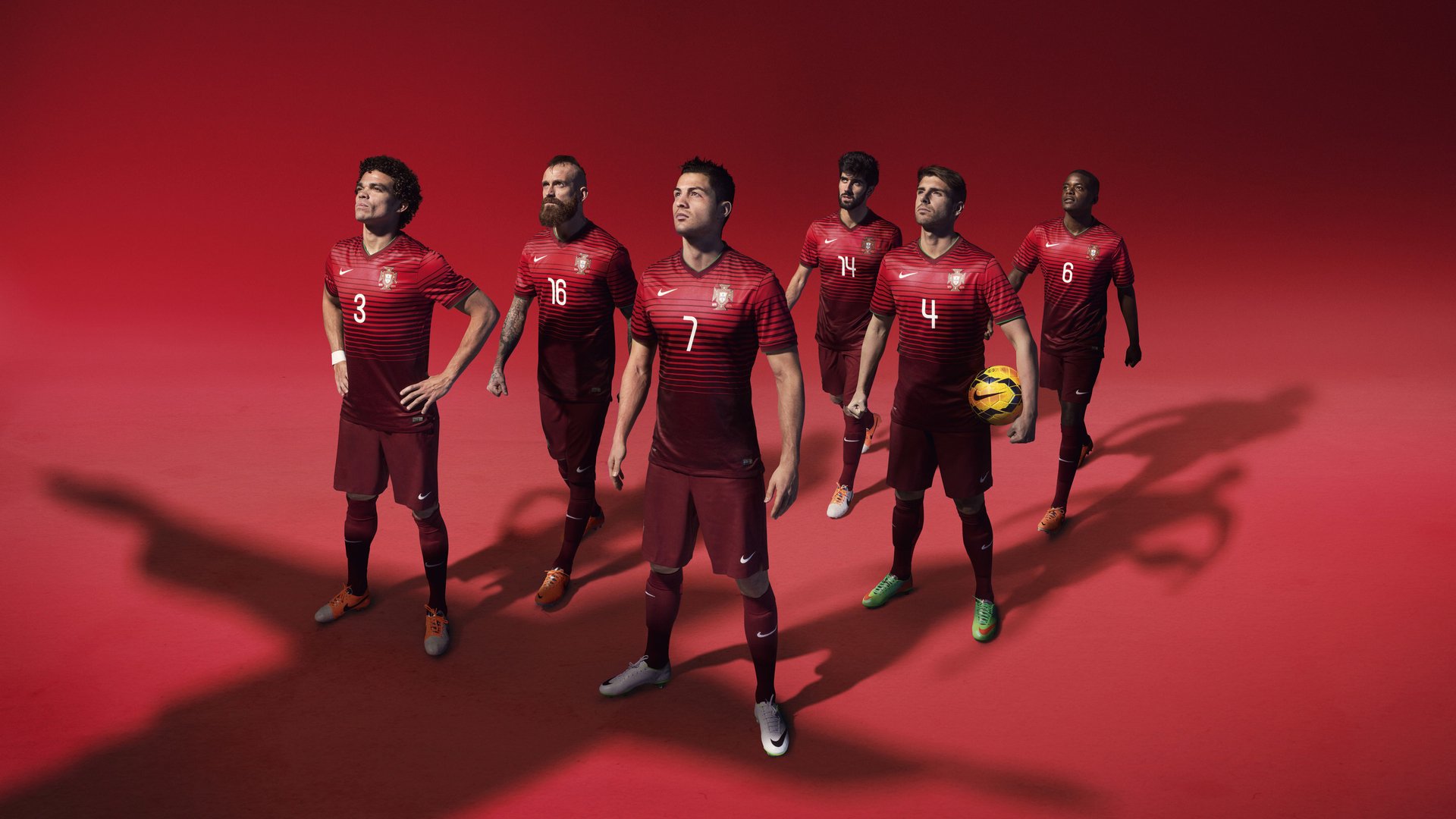 当北欧神话遇上高加索闪电，克瓦拉茨赫利亚如何在欧冠决赛中改写剧本