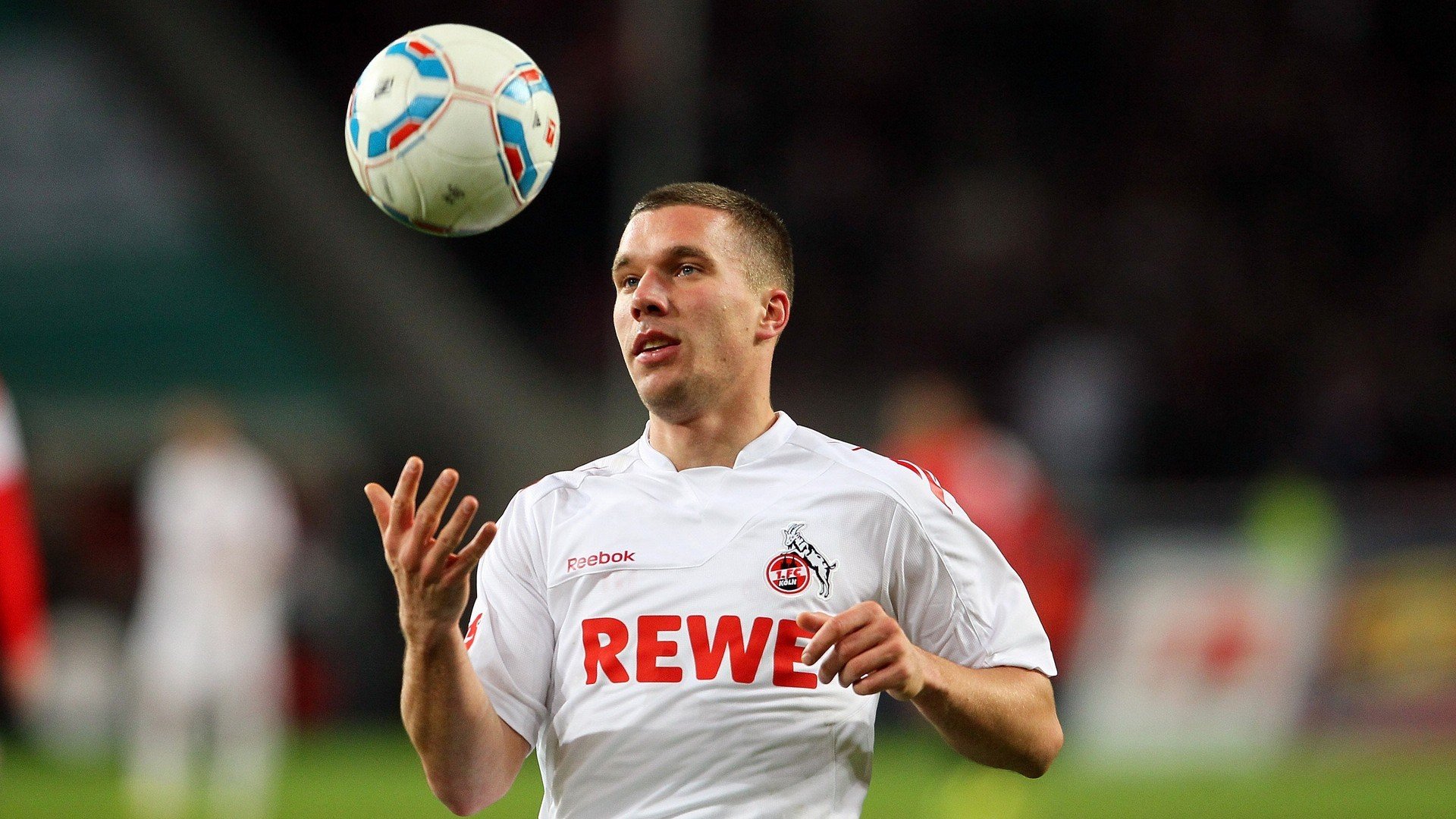 那不勒斯的南美风暴，三笘薰如何以东方节奏掌控巴西之舞